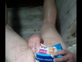 Я трахаю свой толстый татуированный зад специально для тебя)))
