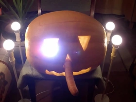 Halloween pumpkin altar making & anal bb ff fucking